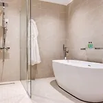 The Grand At 3*