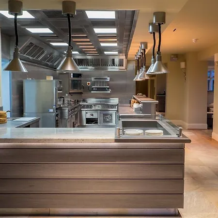 The Grand At Hotel 3*