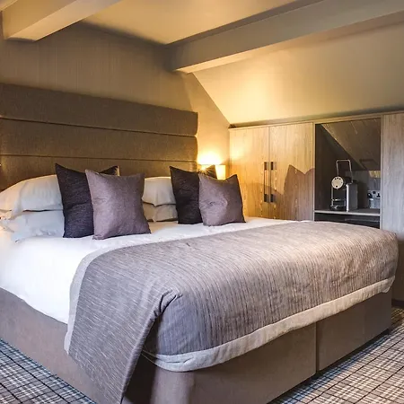 The Grand At 3*